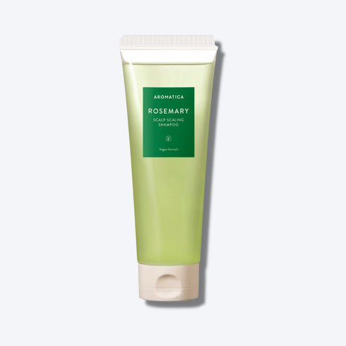 Redă prospețimea scalpului cu șamponul Aromatica cu rozmarin, în varianta practică de 180 ml. Formulă vegană ce combate mătreața și stimulează creșterea părului.
